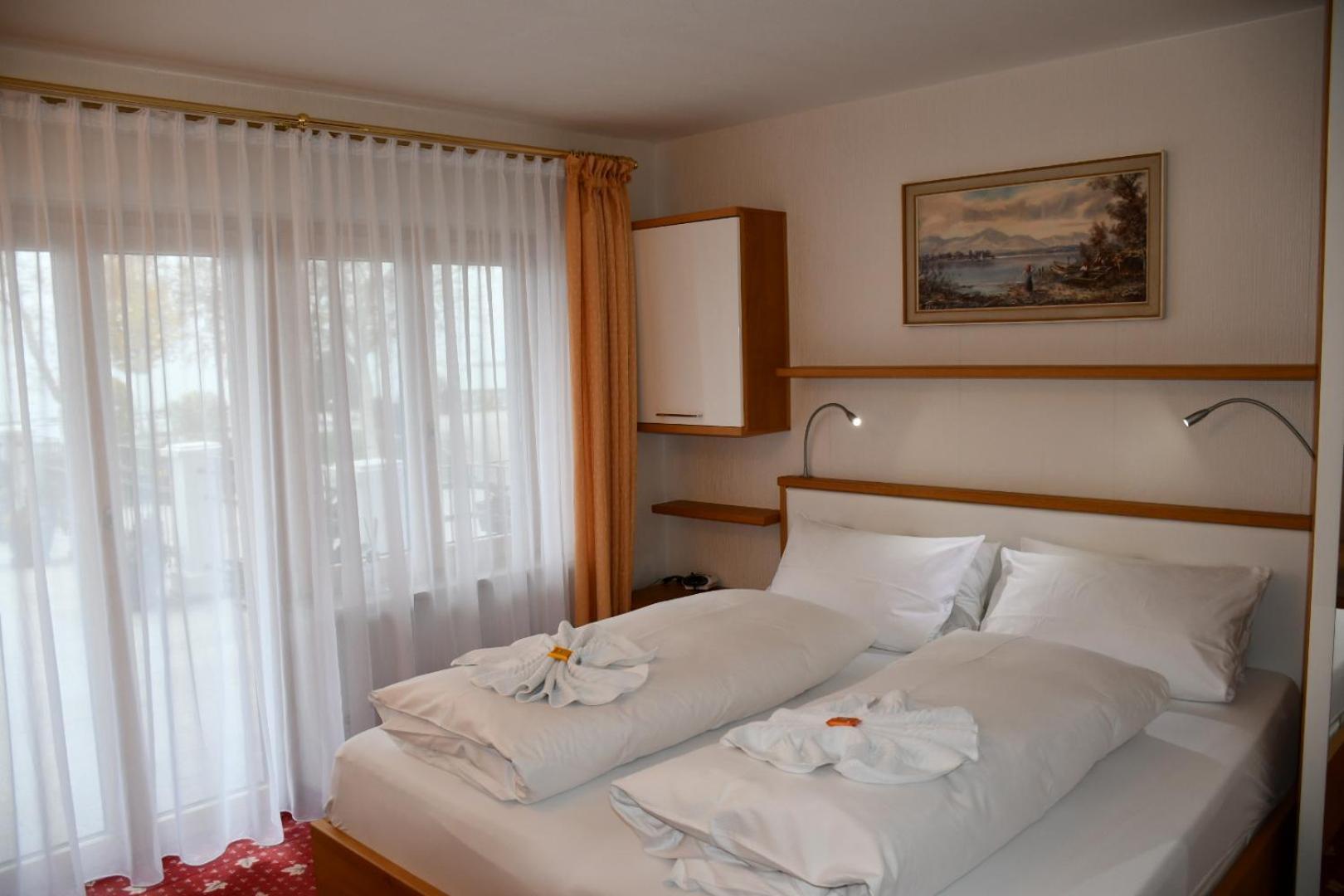 Pension Seeblick Seeon-Seebruck Exterior photo